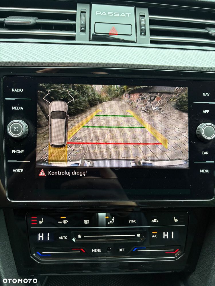 Volkswagen Passat 2.0 TDI 4Mot Elegance DSG - 39