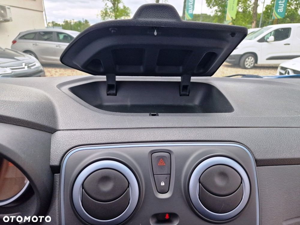 Dacia Lodgy TCe 115 Stepway - 35