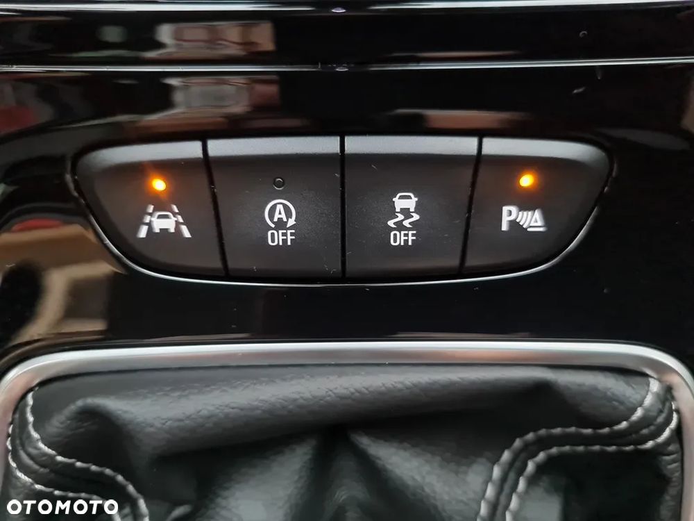 Opel Astra 1.6 BiTurbo D (CDTI) Start/Stop Innovation - 25