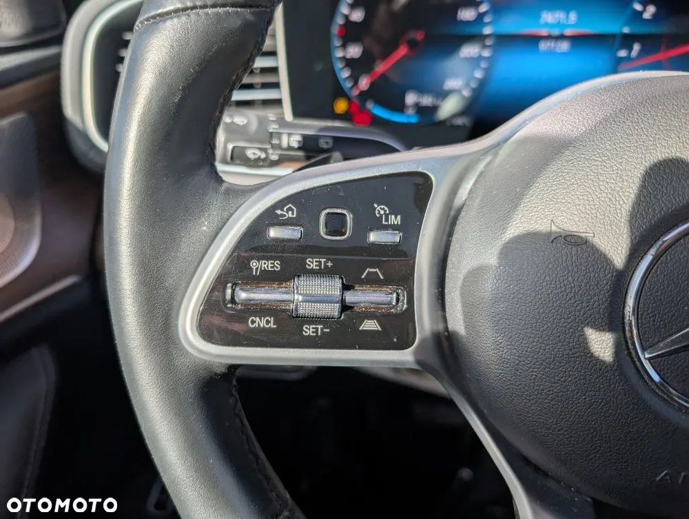 Mercedes-Benz GLE - 15