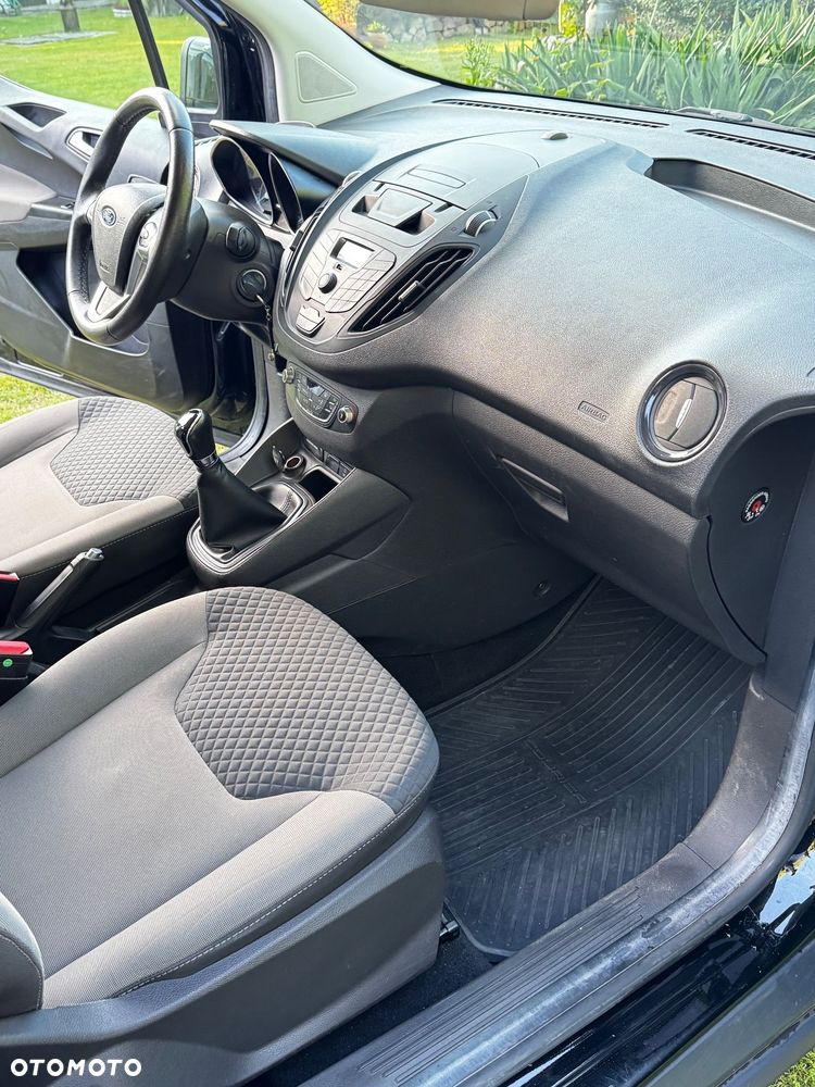 Ford Tourneo Courier 1.0 EcoBoost Titanium - 13