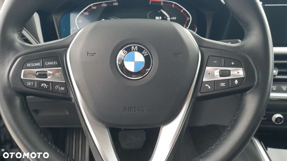 BMW Seria 3 - 22