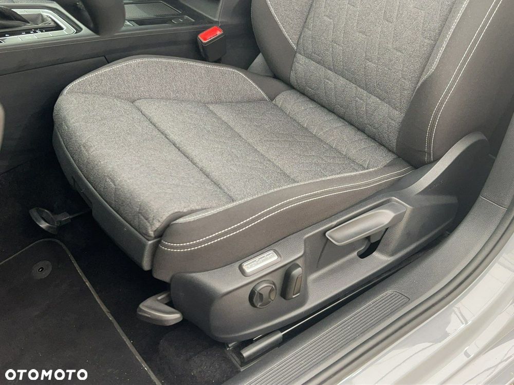Volkswagen Passat - 18