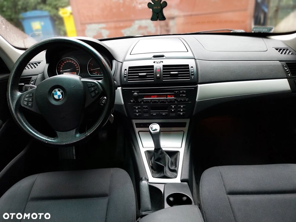 BMW X3 2.0d - 12