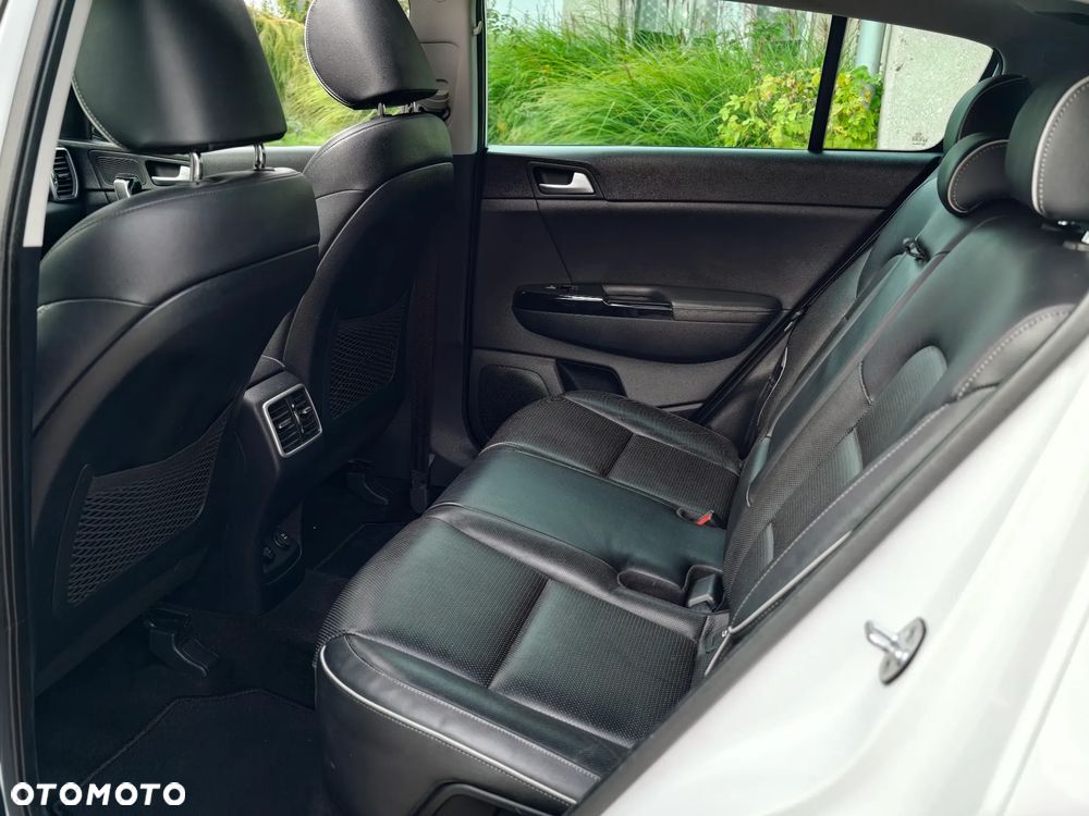 Kia Sportage - 14