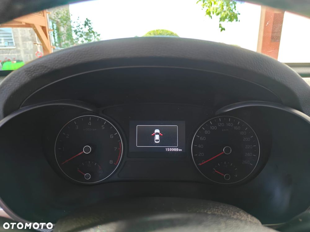 Kia Optima 2.0 L - 3