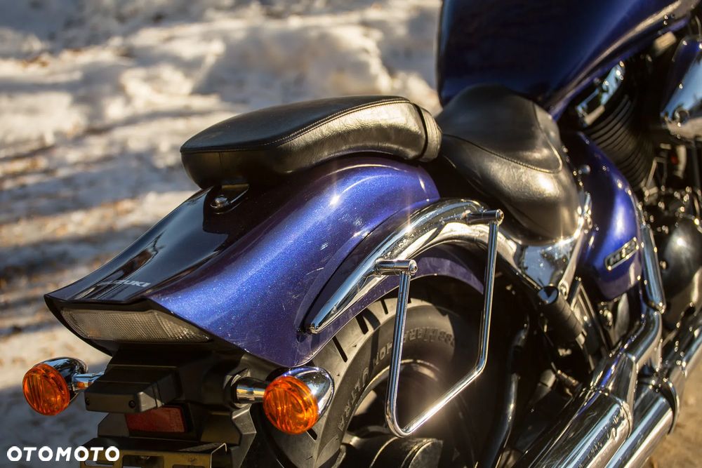 Suzuki Intruder - 30