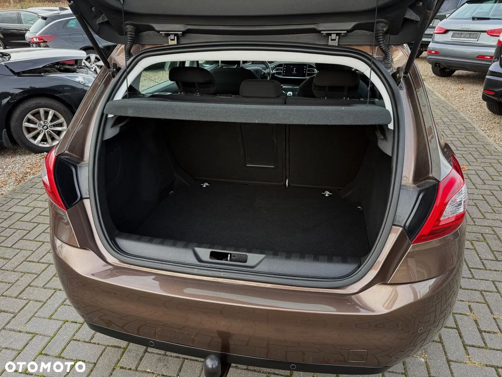 Peugeot 308 125 THP Active - 10