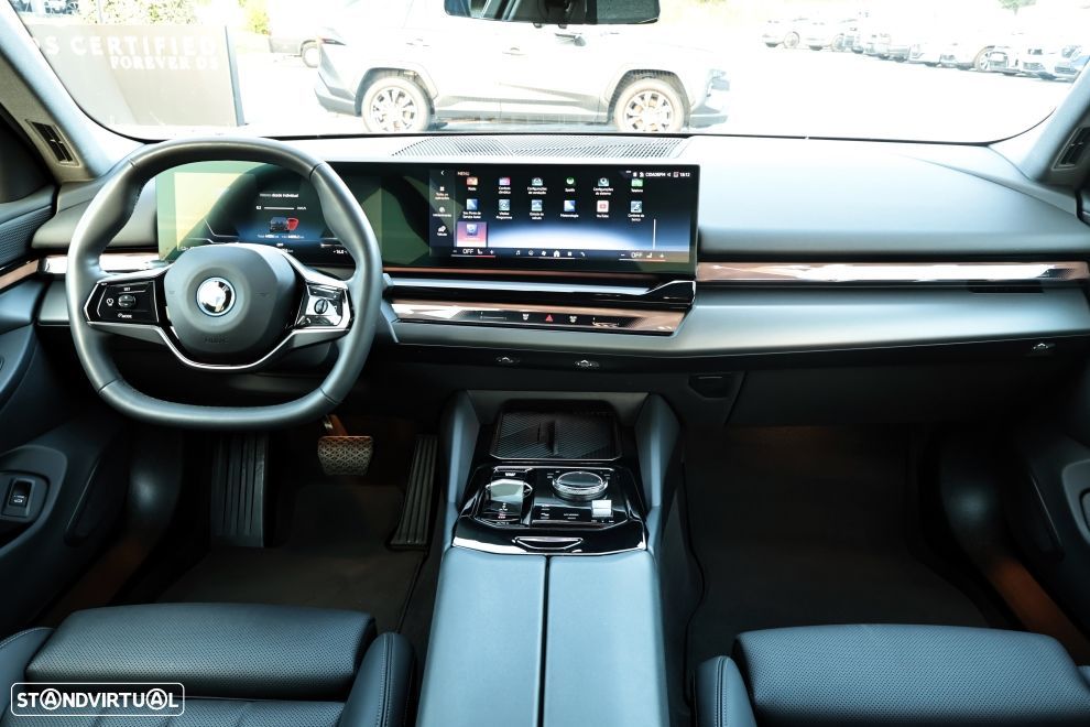 BMW i5 eDrive40 Pack Desportivo M Pro - 12