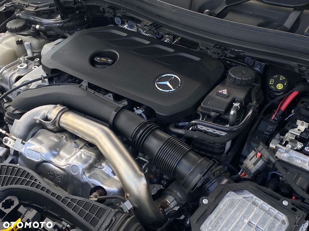 Mercedes-Benz Klasa B 220 4-Matic AMG Line 7G-DCT - 11