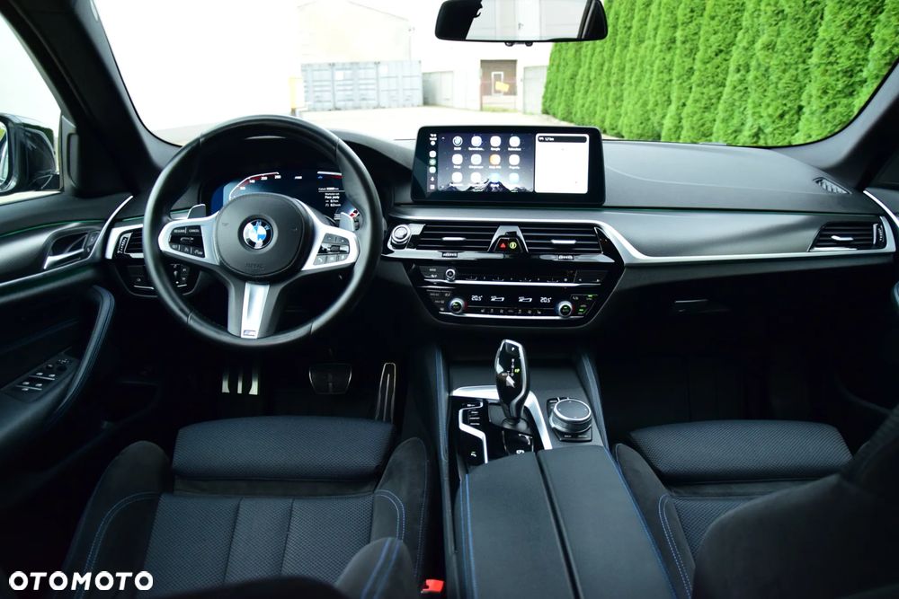 BMW Seria 5 520d xDrive M Sport sport - 21