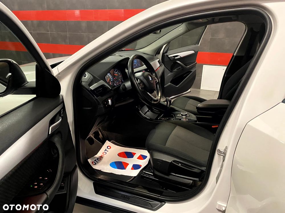 BMW X2 sDrive18d Business Edition - 12