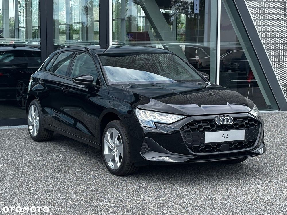 Audi A3 Sportback - 4