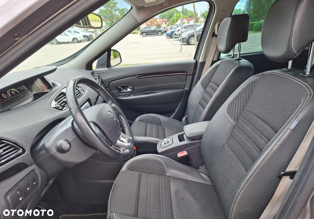 Renault Scenic - 20