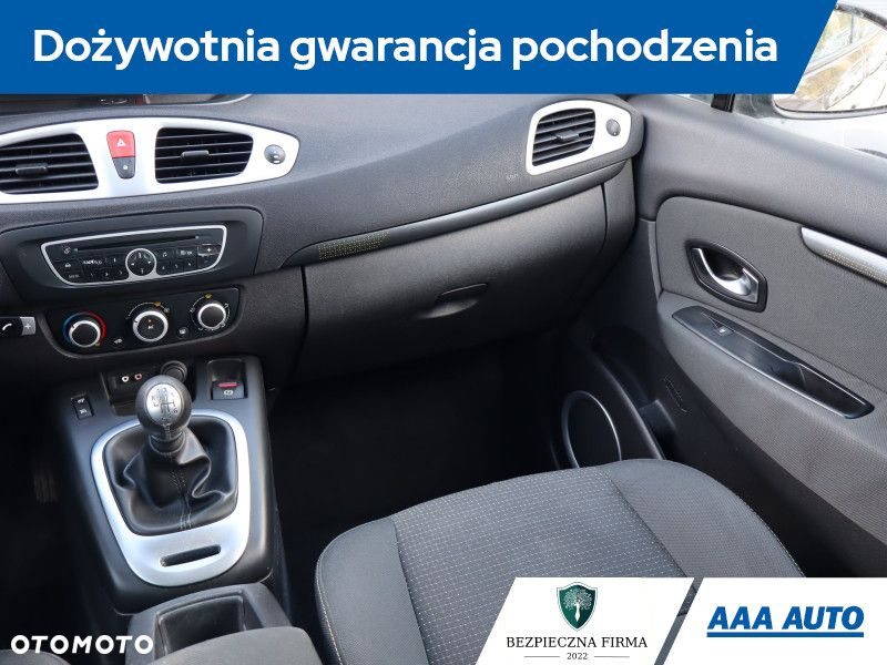 Renault Scenic - 9