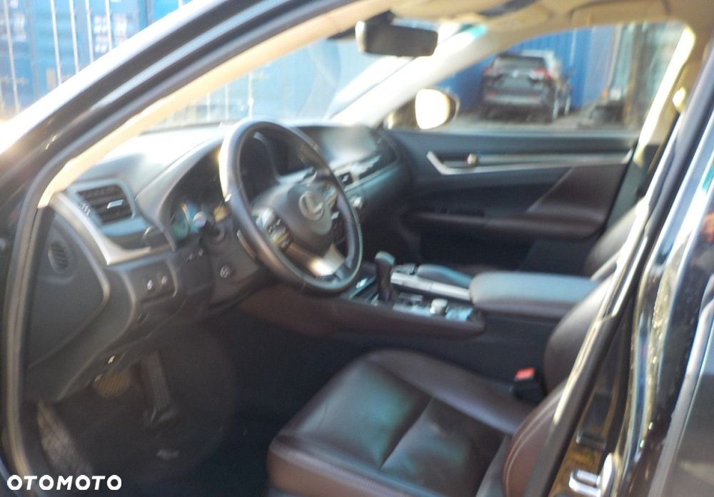 Lexus GS - 24