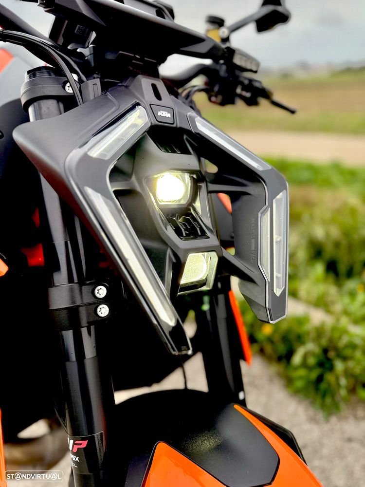 KTM Superduke 1390 R - 29
