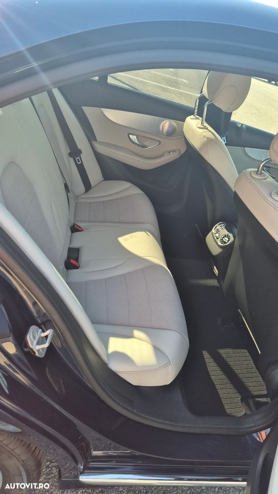 Mercedes-Benz C 180 BlueTec - 8