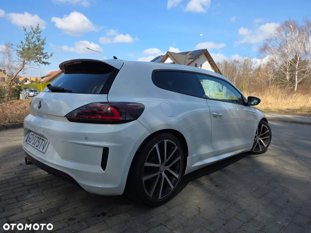Volkswagen Scirocco 2.0 TDI (Blue Motion Technologie) DSG - 1