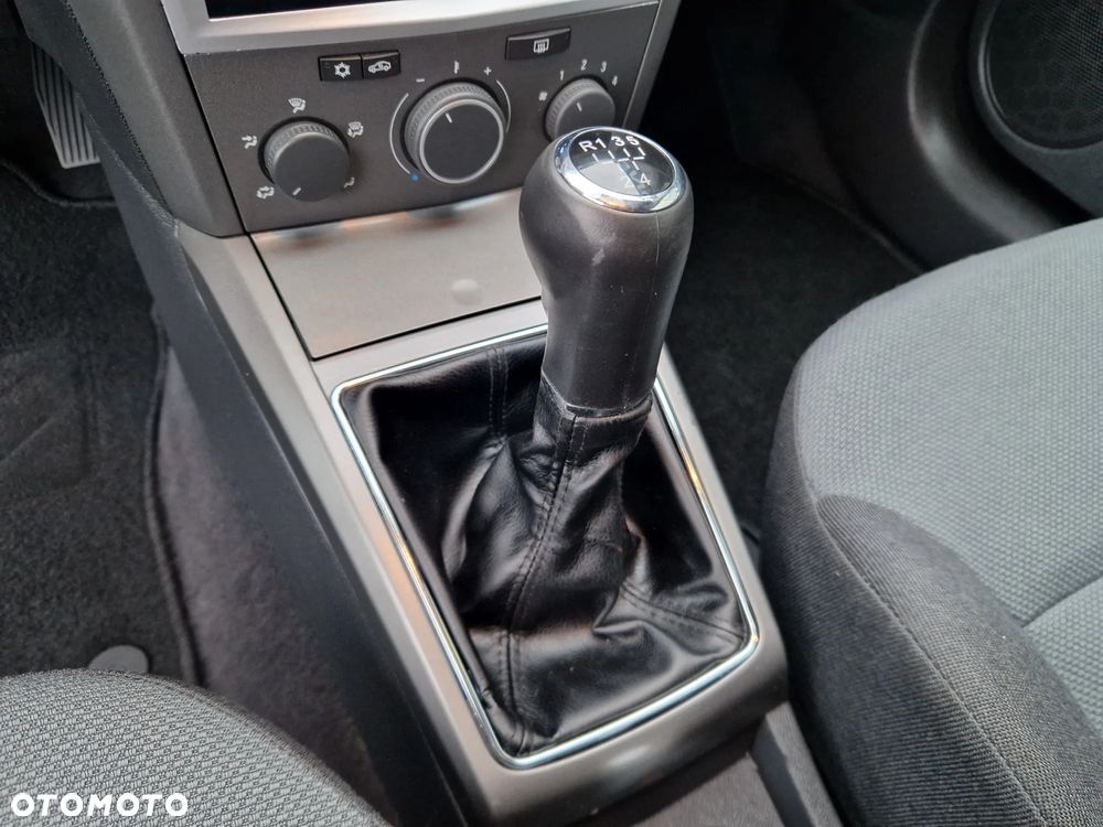 Opel Astra 1.6 Edition - 35