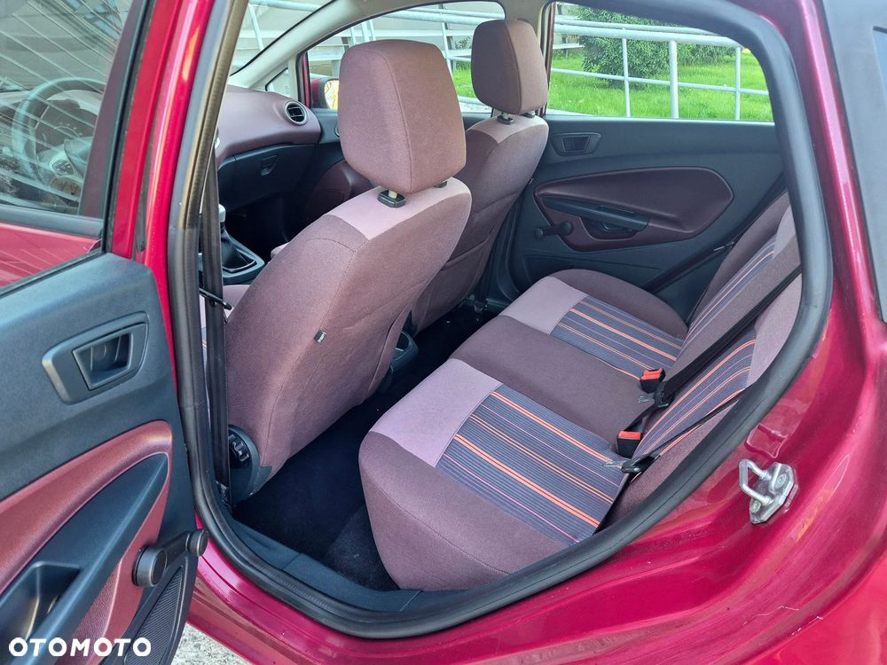 Ford Fiesta 1.25 Celebration - 20