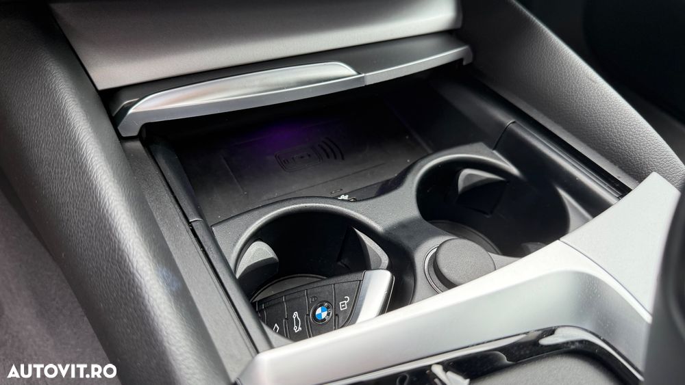 BMW Seria 5 520d xDrive Aut. Sport Line - 32