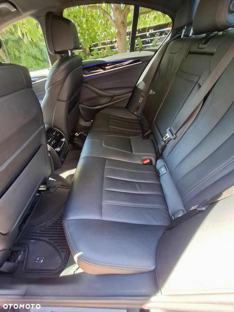 BMW Seria 5 - 16