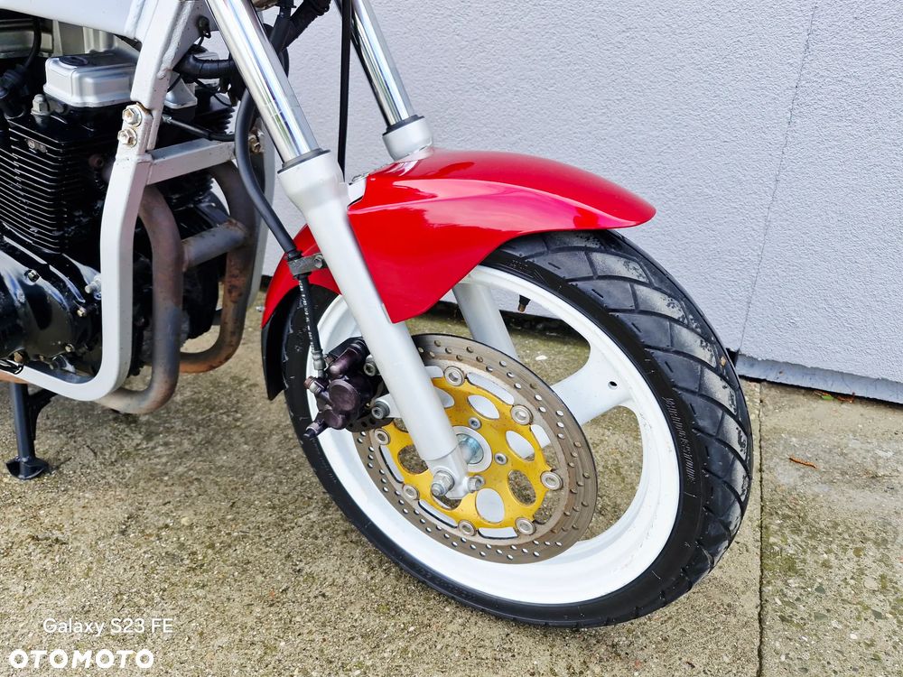 Yamaha XJ - 18