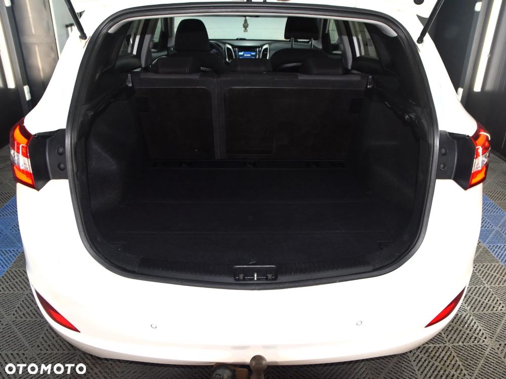 Hyundai i30 1.6 GDI Comfort - 10