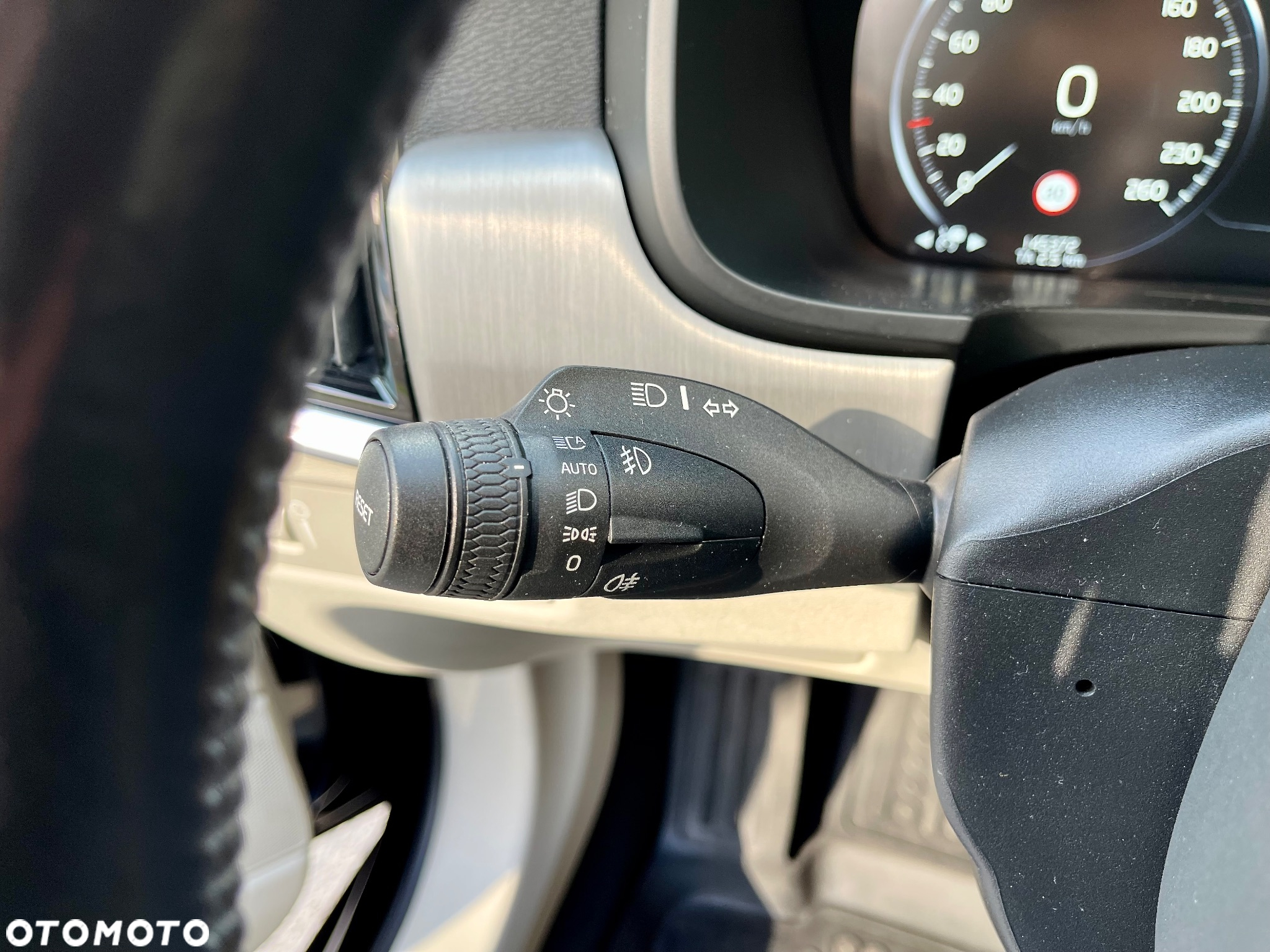 Volvo S90 - 32