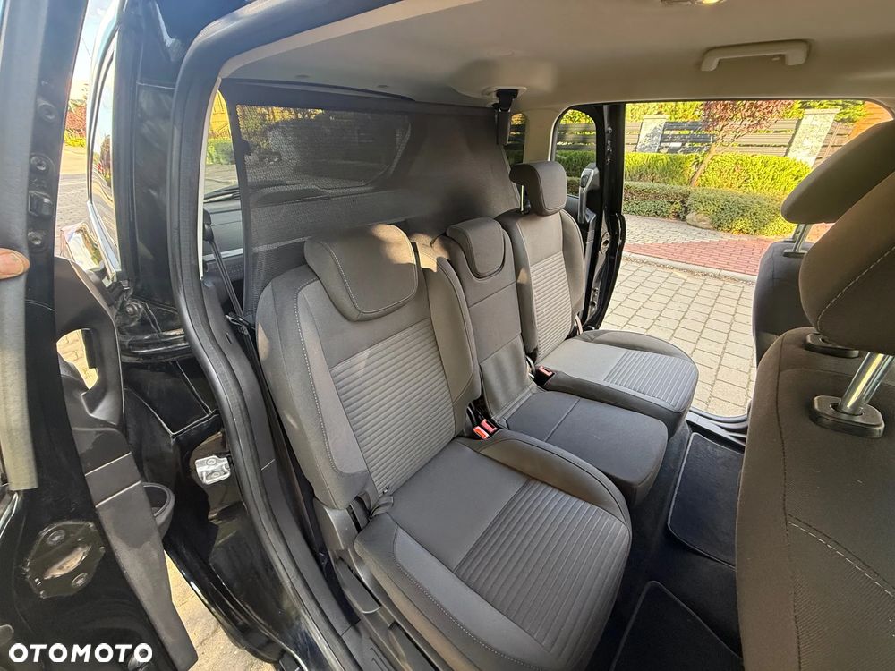 Ford Grand C-MAX Gr 1.5 TDCi Titanium - 12