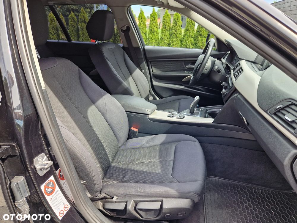 BMW Seria 3 - 18