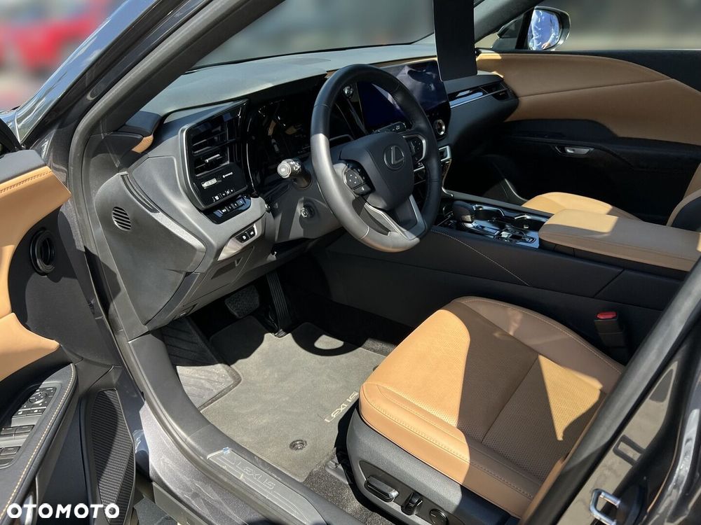Lexus RX 450h+ F Sport Design - 10