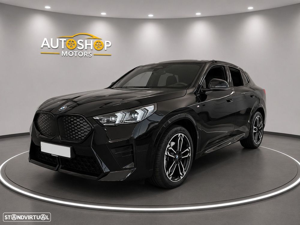 BMW iX2 eDrive20 Pack Desportivo M - 1