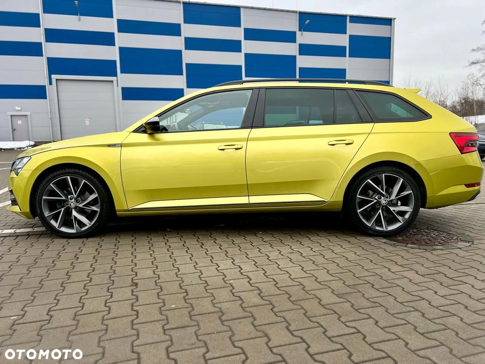 Skoda Superb 2.0 TDI SCR 4x4 Sportline DSG - 9