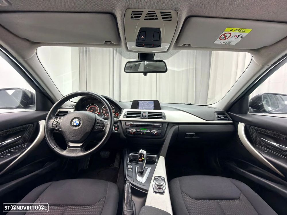 BMW 318 d Auto Pack M - 9