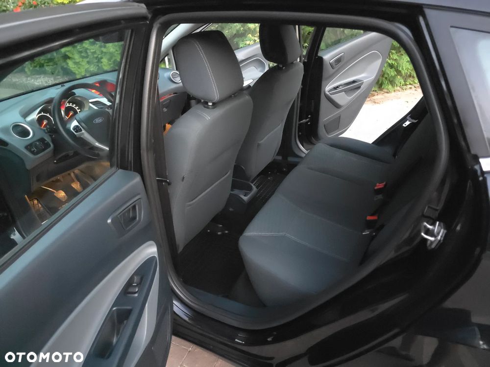 Ford Fiesta 1.25 Titanium - 26