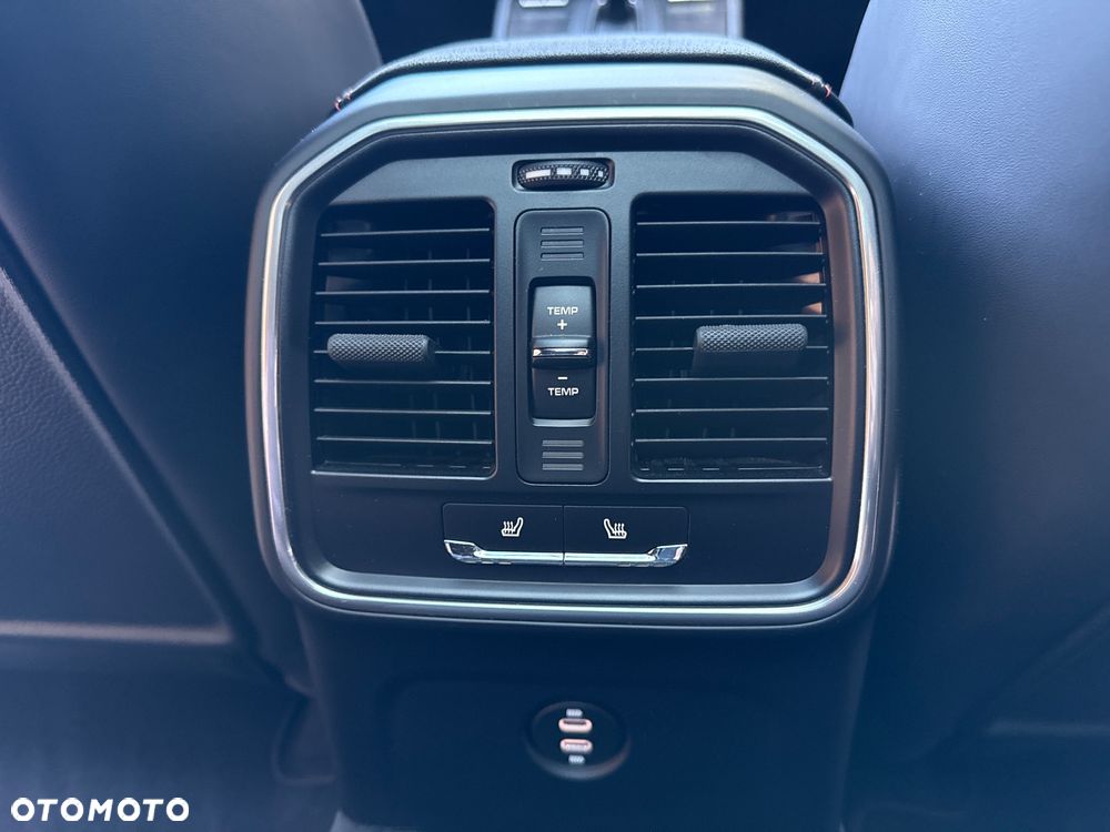 Porsche Macan GTS - 34