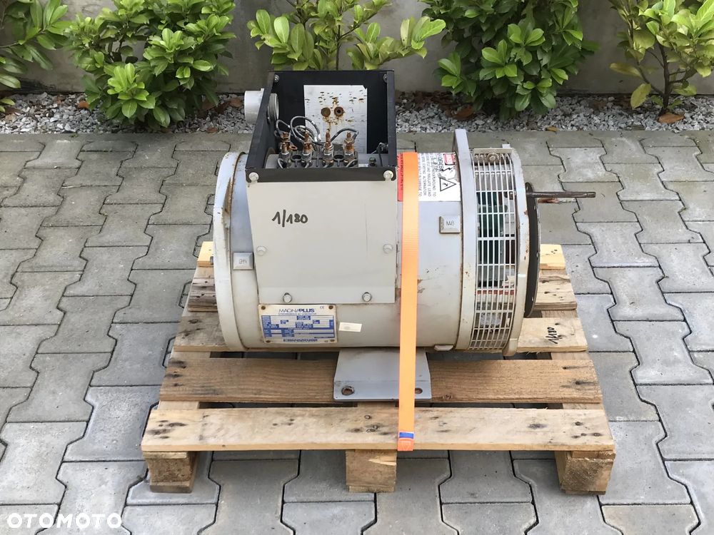 PRĄDNICA GENERATOR MAGNAPLUS 283PSL1706 31kVA 1800RPM - 2