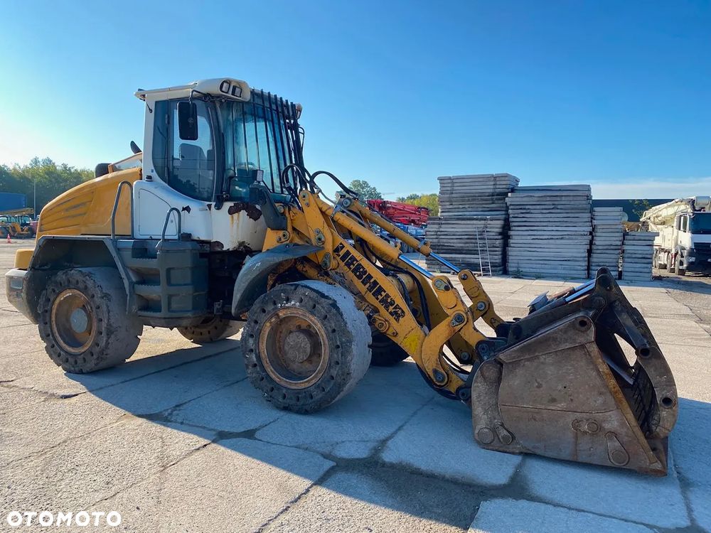 Liebherr L524 Łyżka Wysokiego Wysypu / Pełne Koła / - 9