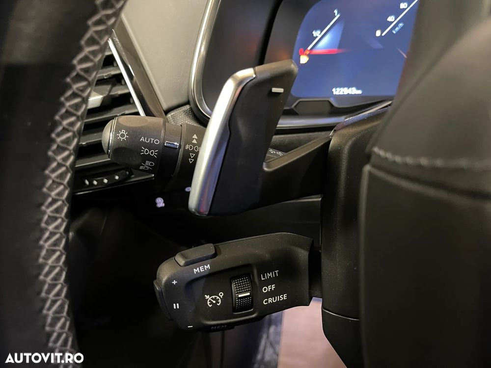 DS Automobiles DS 7 Crossback 1.6 PureTech 180 S&S EAT8 RIVOLI - 29