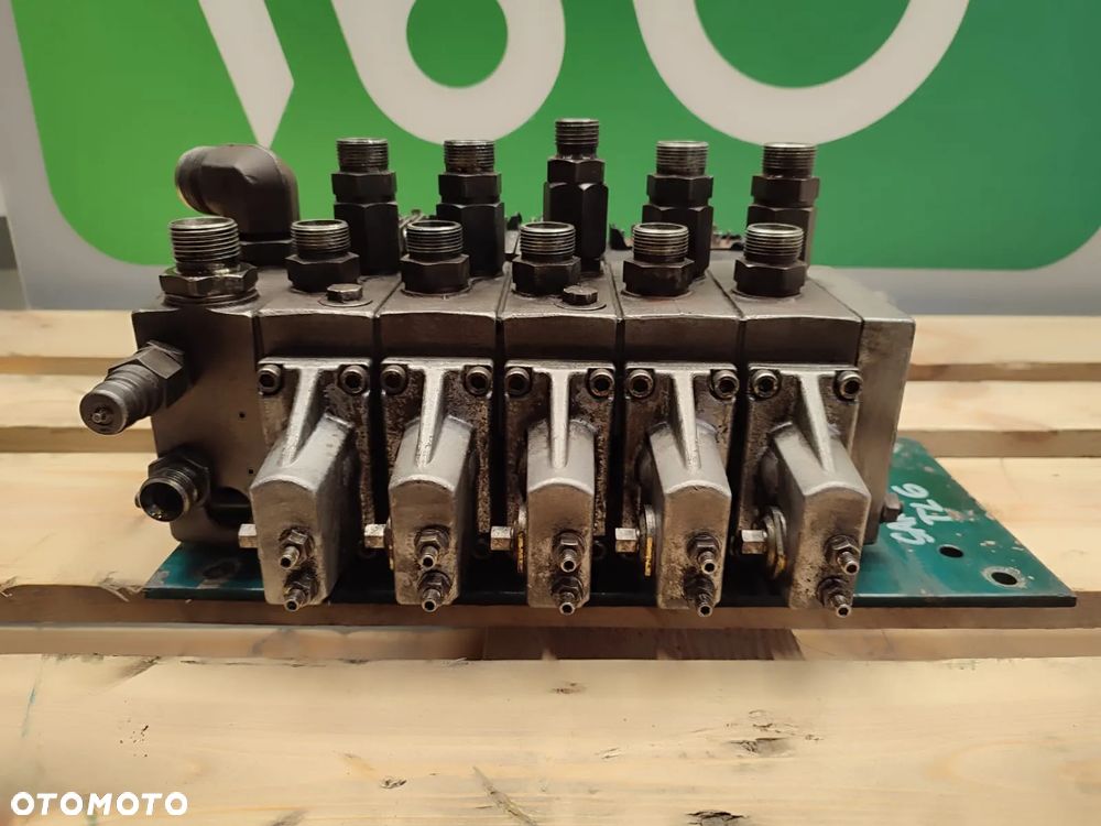 Rozdzielacz hydrauliczny Danfoss 157U6054 Sanderson TL6 - 2