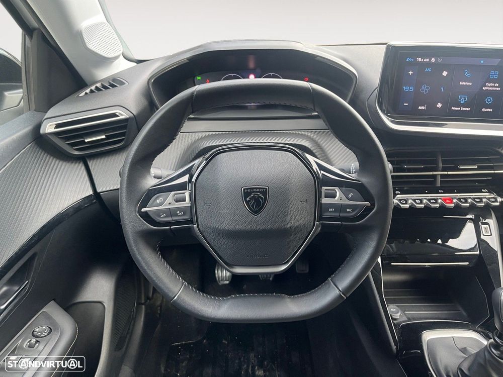 Peugeot 208 1.2 PureTech Allure - 12