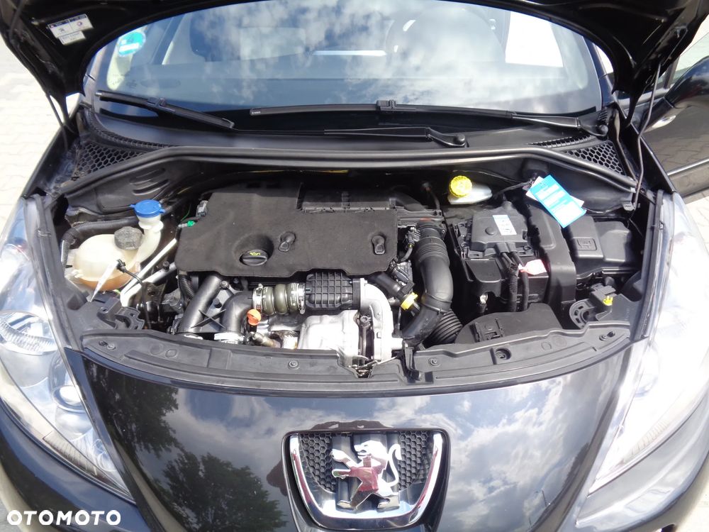 Peugeot 207 CC FAP 110 (Blue Lion) Roland Garros - 7