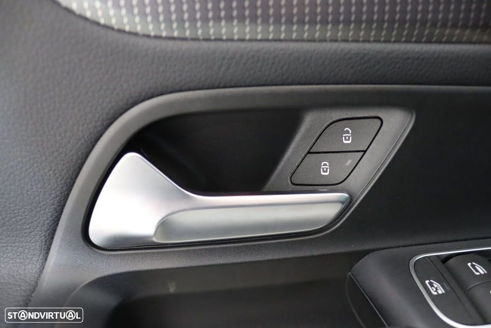 Mercedes-Benz EQA 250 Progressive - 17