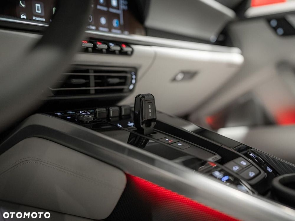 Porsche 911 Turbo - 32