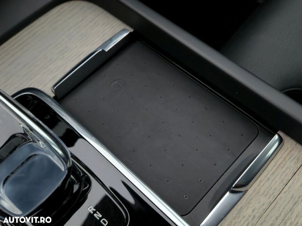 Volvo XC 60 T6 AWD Recharge Geartronic Inscription Expression - 36