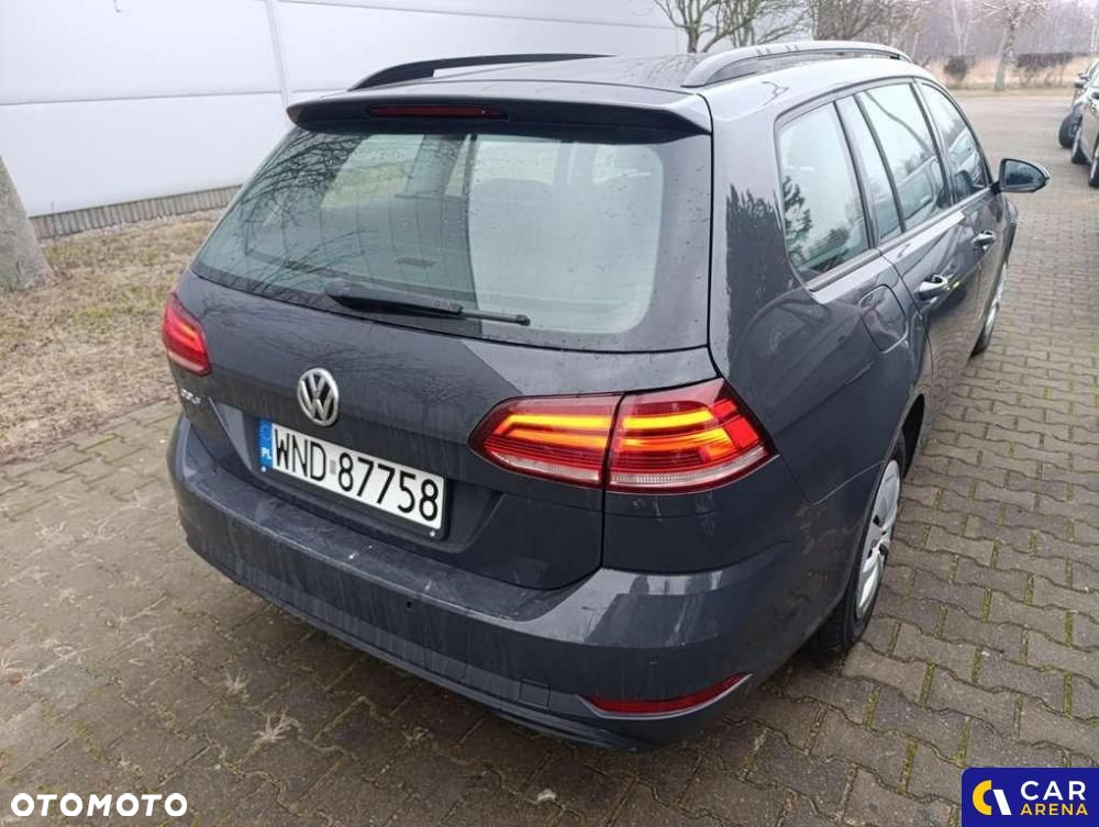 Volkswagen Golf - 4