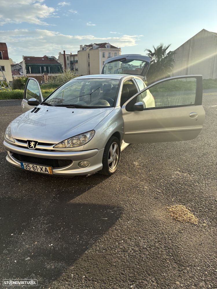 Peugeot 206 - 3