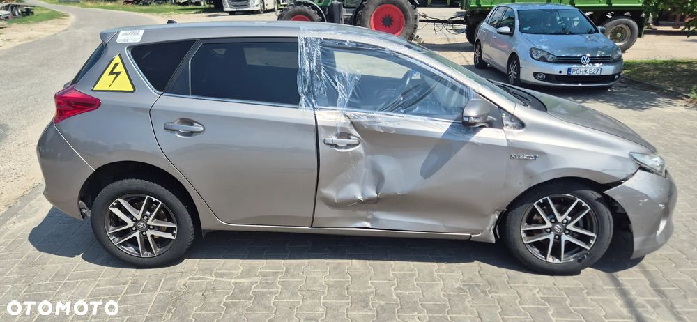 Toyota Auris Hybrid 135 Comfort - 4